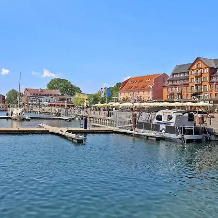 1 Bedroom Gorgeous In Waren Mueritz Apartmán *