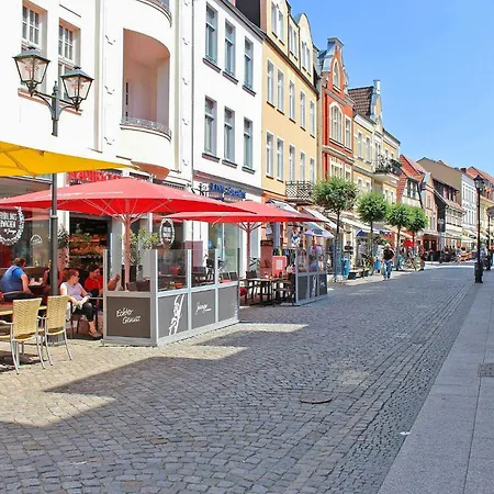 1 Bedroom Gorgeous In Waren Mueritz *